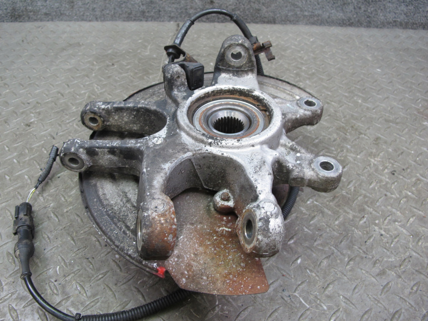 02-05 Ford Thunderbird Rear Left Spindle Knuckle Wheel Hub Bearing OEM