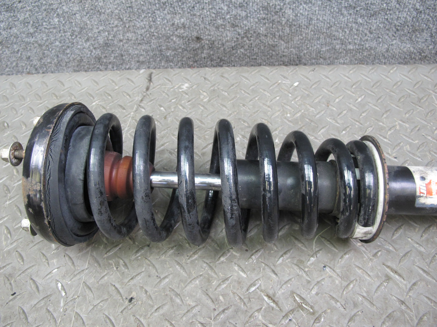 02-05 Ford Thunderbird Set of 2 Front Left & Right Strut Shock Absorber Monroe