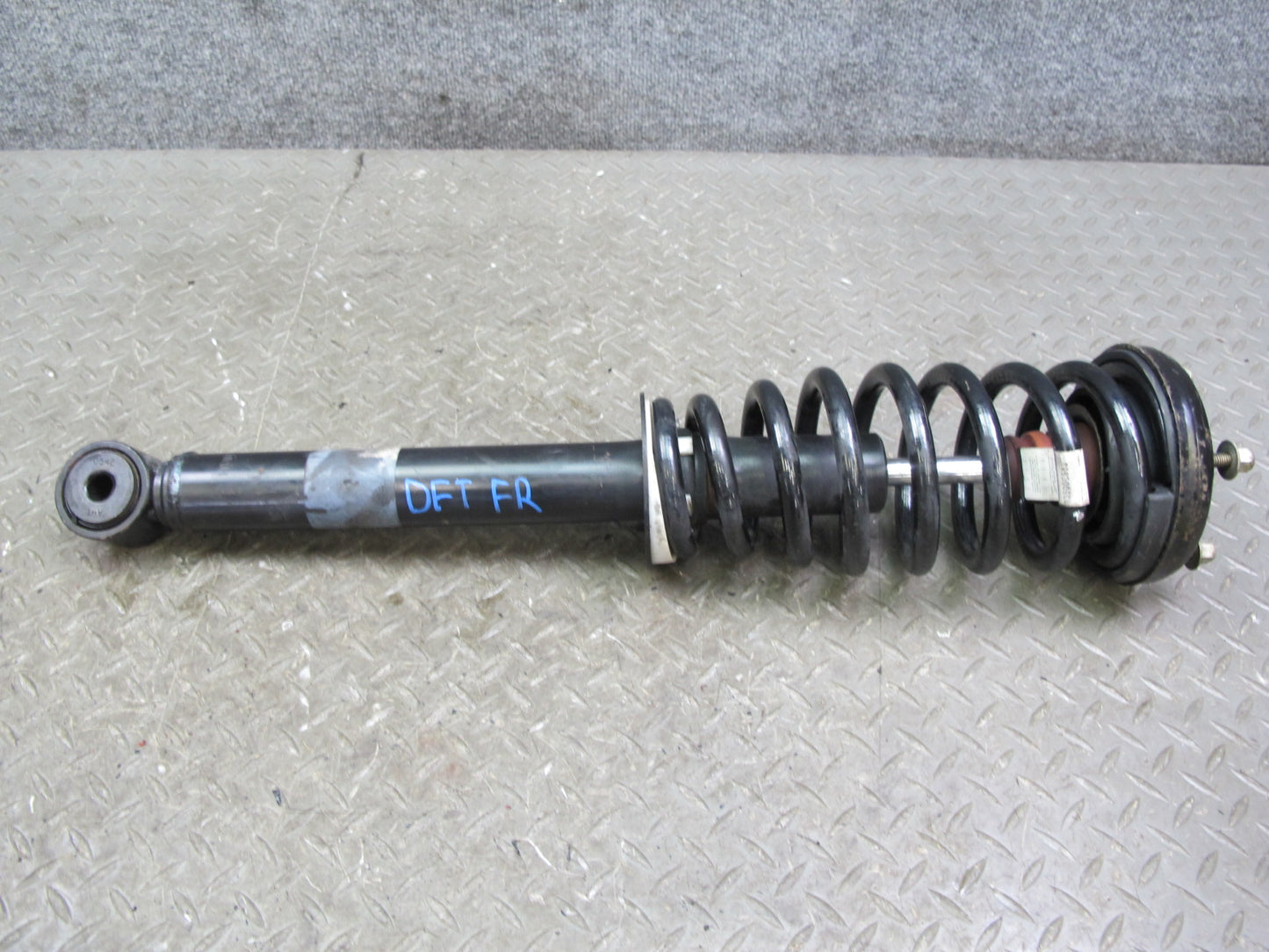 02-05 Ford Thunderbird Set of 2 Front Left & Right Strut Shock Absorber Monroe