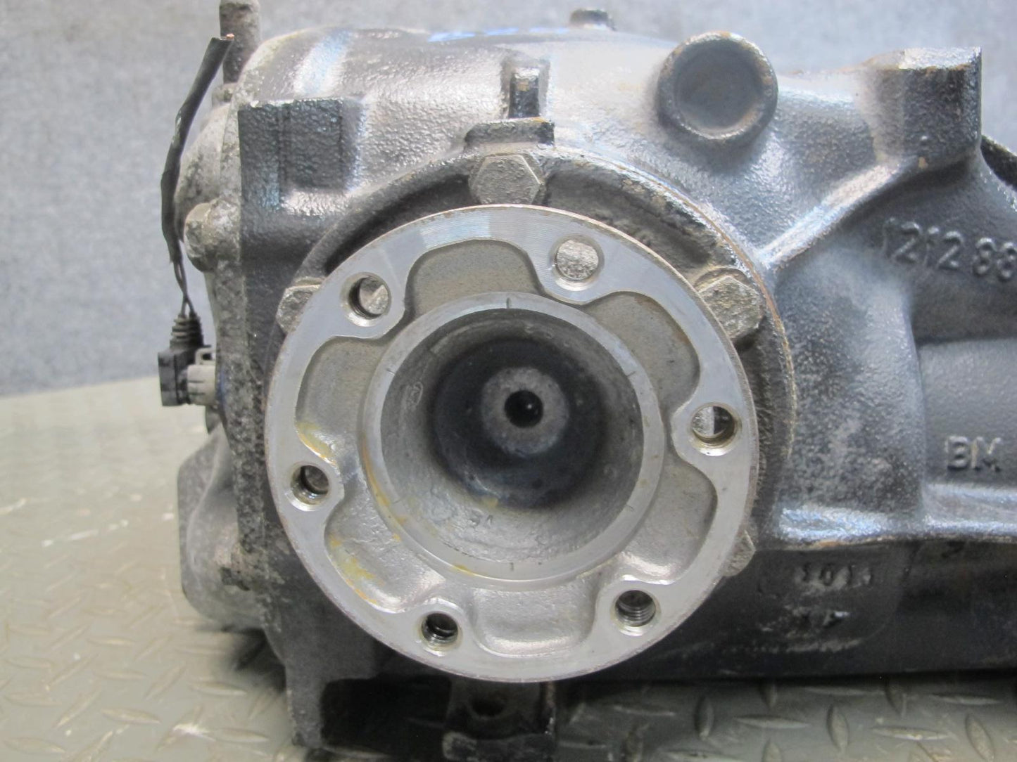 97-00 BMW E36 Z3 2.8L AT Rear LSD Differential Carrier 4.10 Ratio 100K Miles OEM