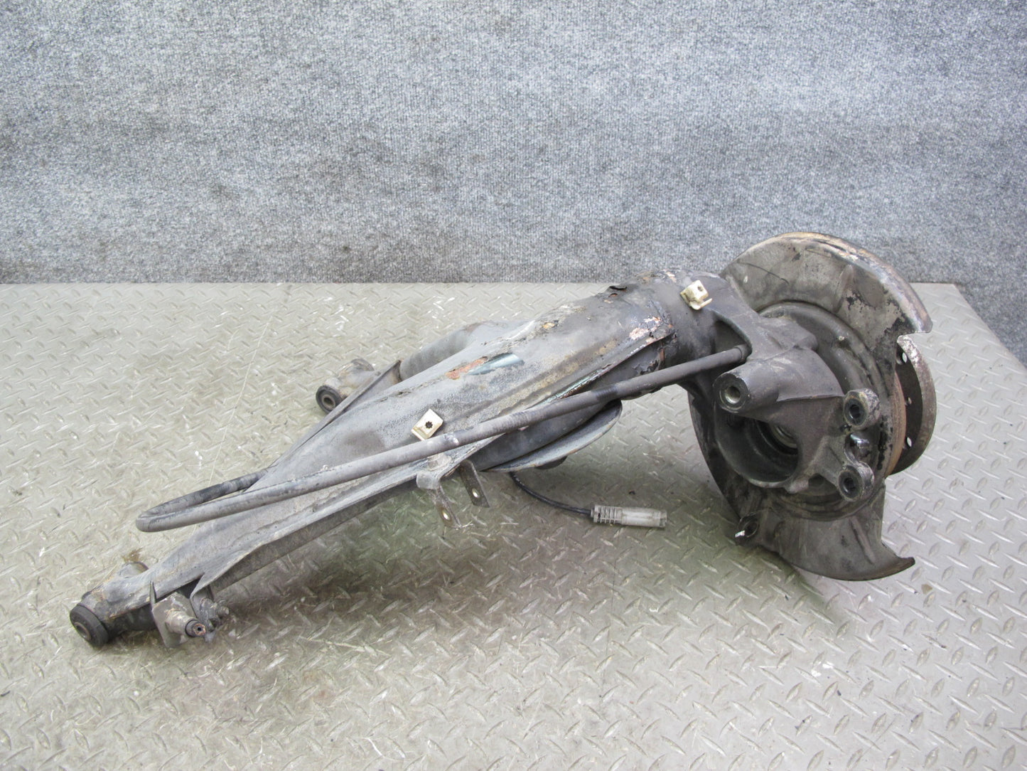 96-02 BMW E36/7 Z3 Rear Left Spindle Knuckle Wheel Hub Trailing Arm 100K OEM