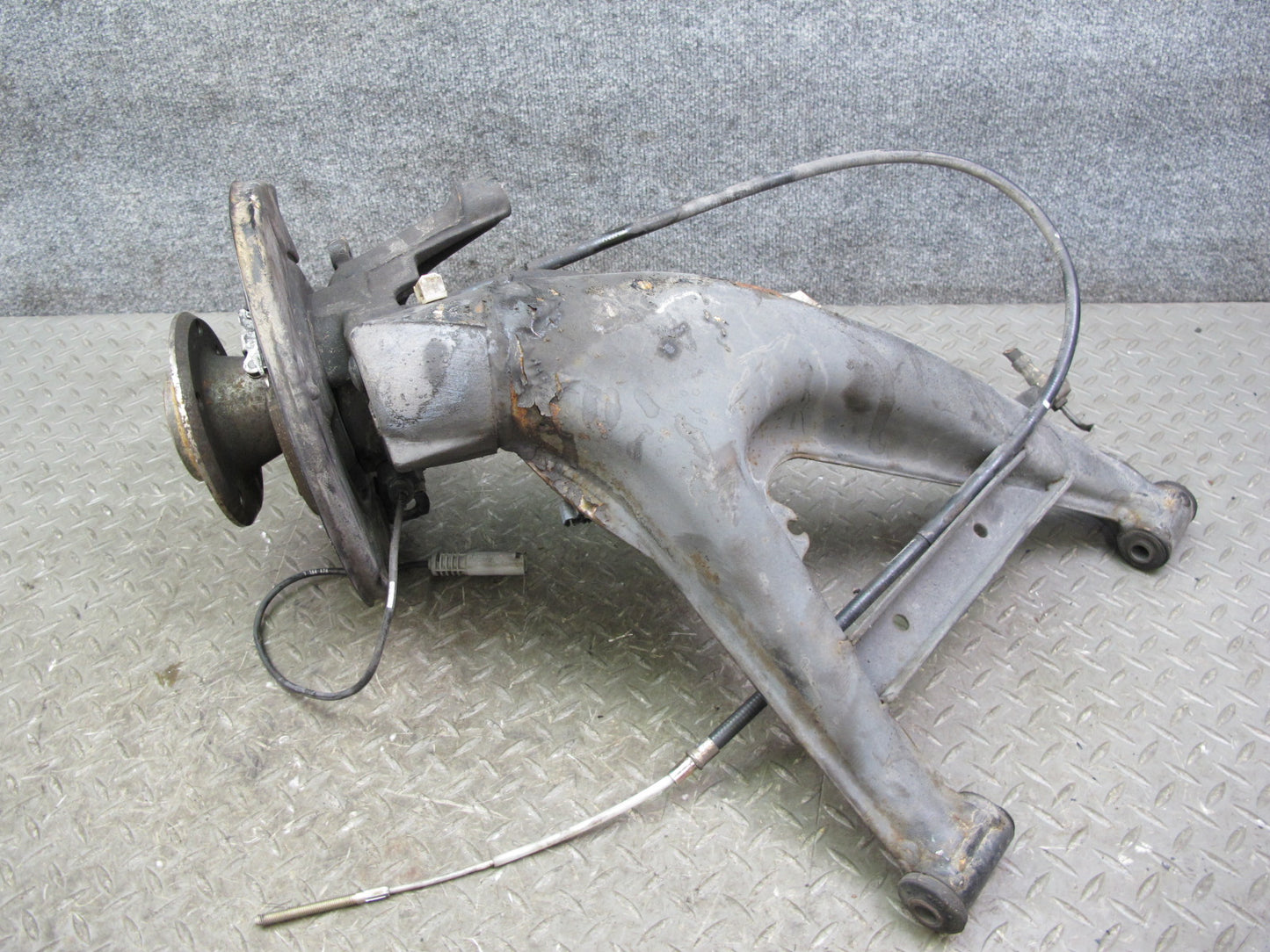 96-02 BMW E36/7 Z3 Rear Left Spindle Knuckle Wheel Hub Trailing Arm 100K OEM