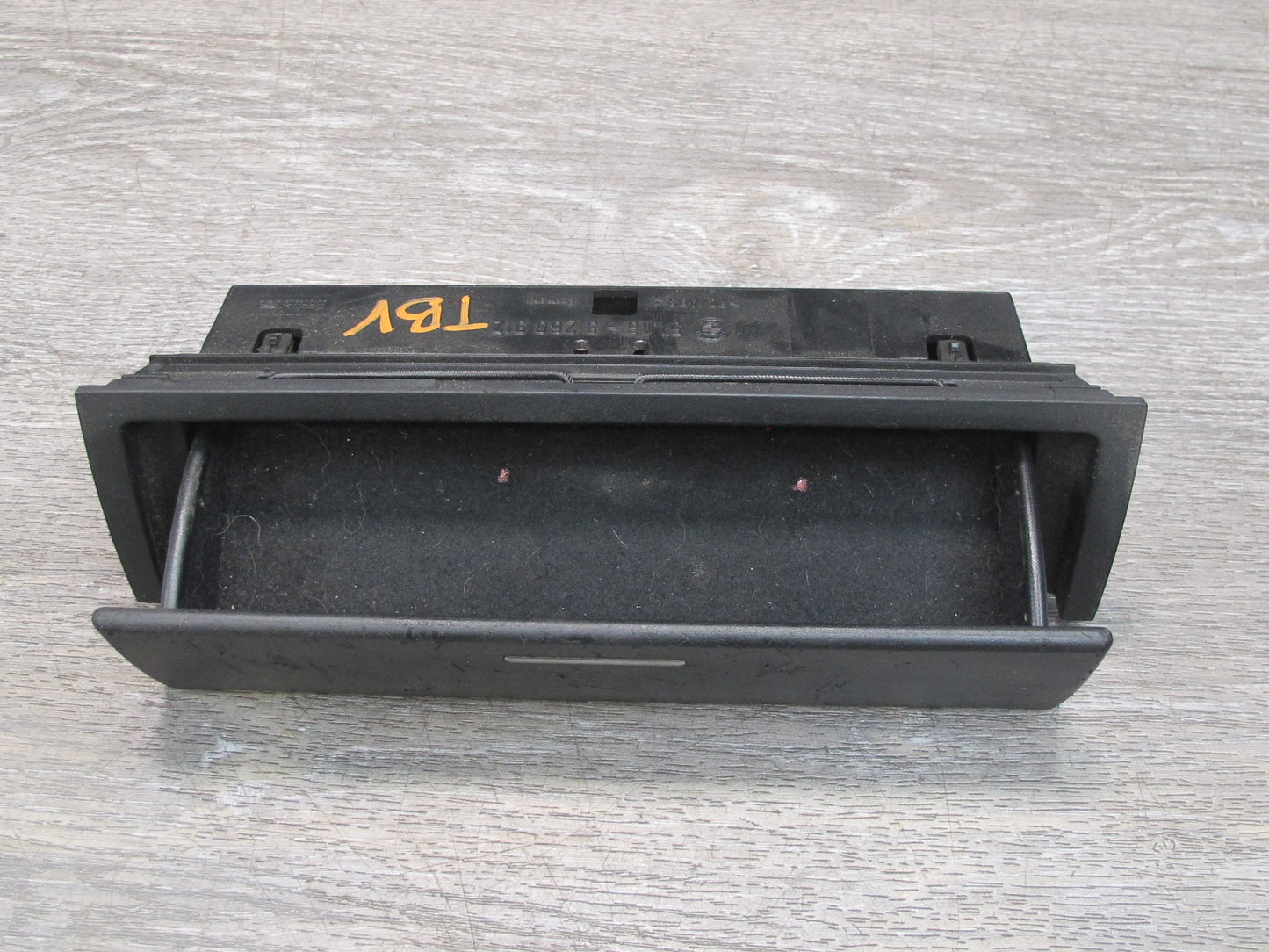 01-06 BMW E46 3-SERIES Front Center Console Glasses Tray Storage 8260312 OEM