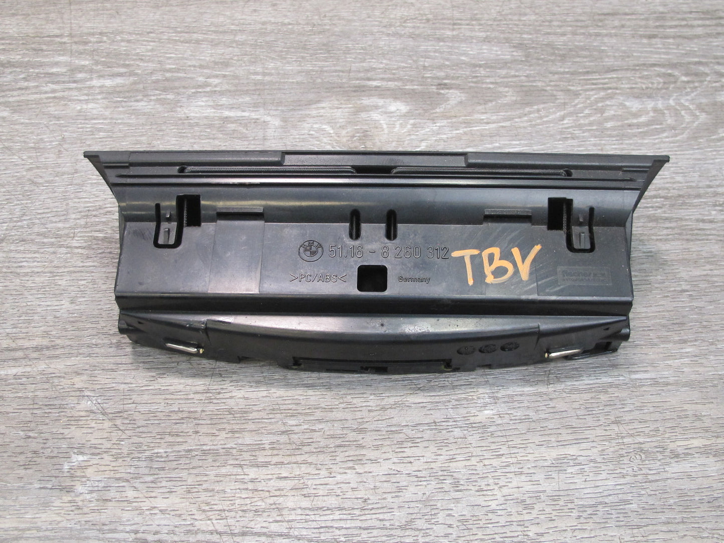 01-06 BMW E46 3-SERIES Front Center Console Glasses Tray Storage 8260312 OEM