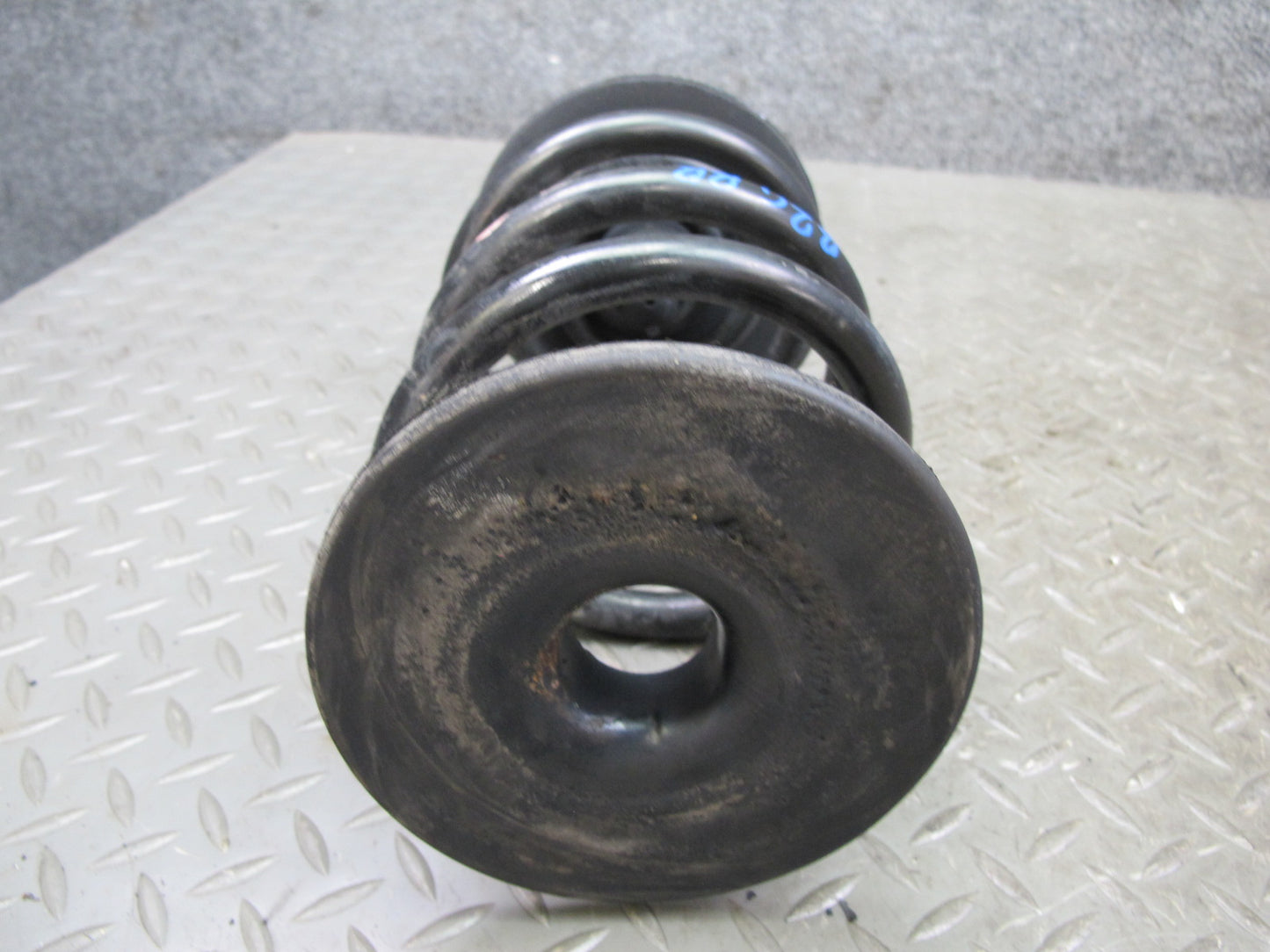 97-00 BMW E36/7 Z3 2.8L Roadster Set of 2 Rear Left & Right Coil Spring OEM