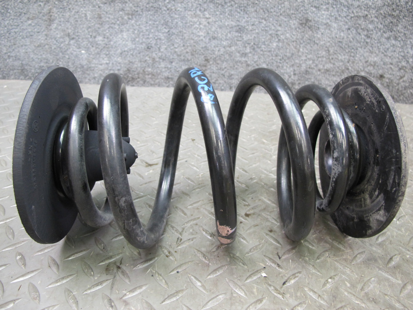 97-00 BMW E36/7 Z3 2.8L Roadster Set of 2 Rear Left & Right Coil Spring OEM