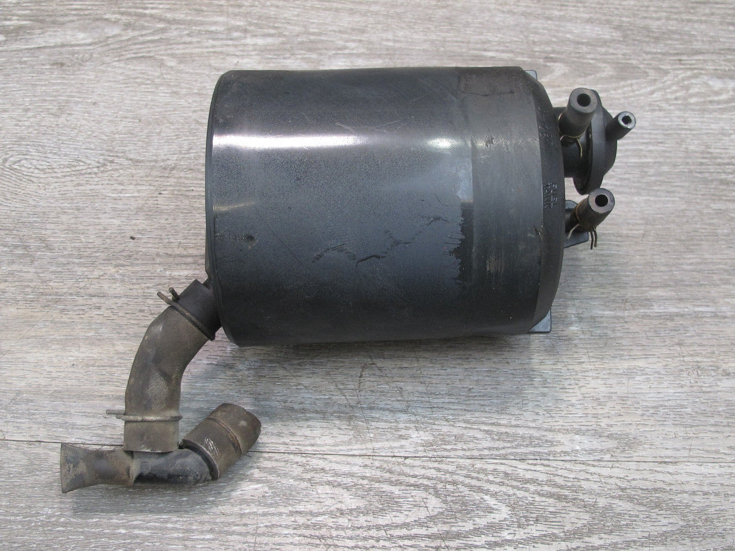 90-95 Nissan 300ZX Z32 NA Fuel Evap Vapor Charcoal Canister 14950-30P01 OEM