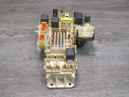 95-96 Lexus JZZ31L SC300 Interior Fuse Relay Box Module w Integration Relay OEM