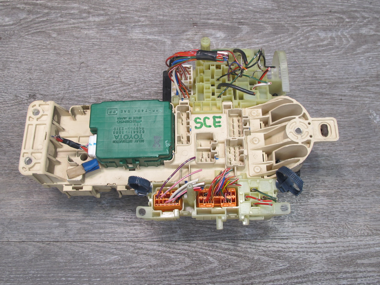 95-96 Lexus JZZ31L SC300 Interior Fuse Relay Box Module w Integration Relay OEM