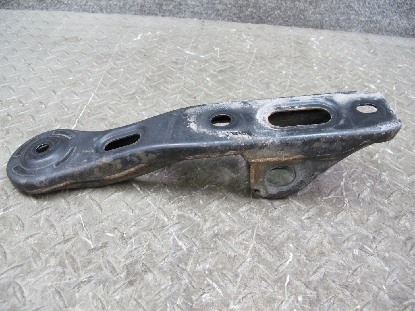04-08 Mazda RX8 Rear Left & Right Side Subframe Brace Bracket Plate Set OEM