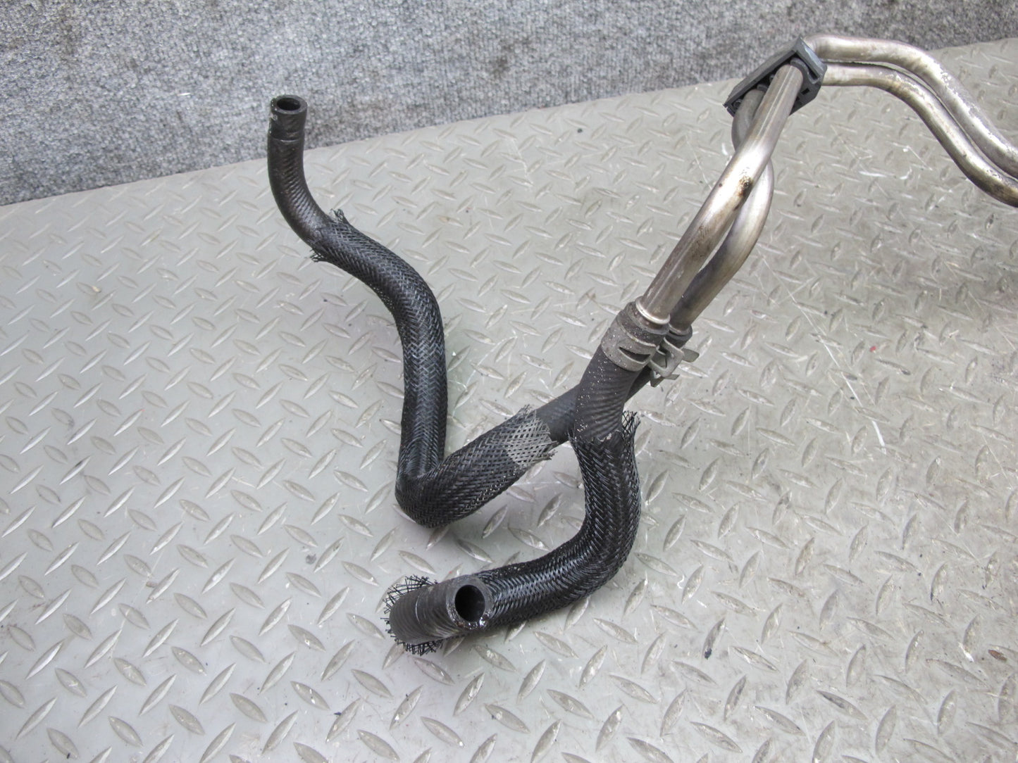 03-05 Ford Thunderbird 5R55S A/T Automatic Transmission Hose Pipe Line OEM