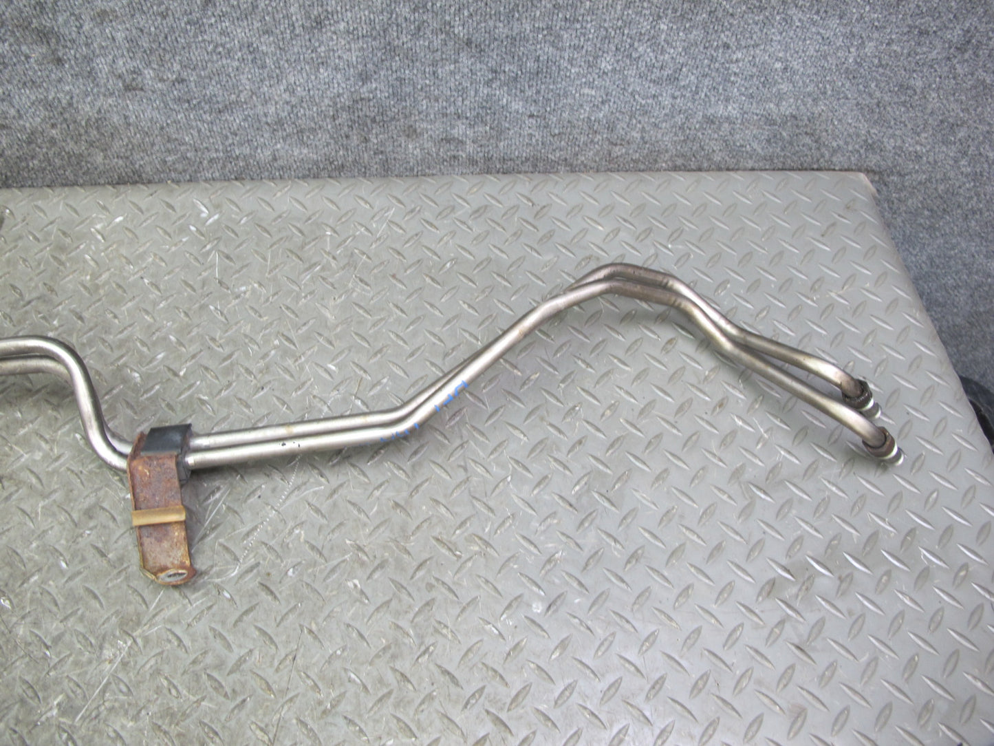 03-05 Ford Thunderbird 5R55S A/T Automatic Transmission Hose Pipe Line OEM