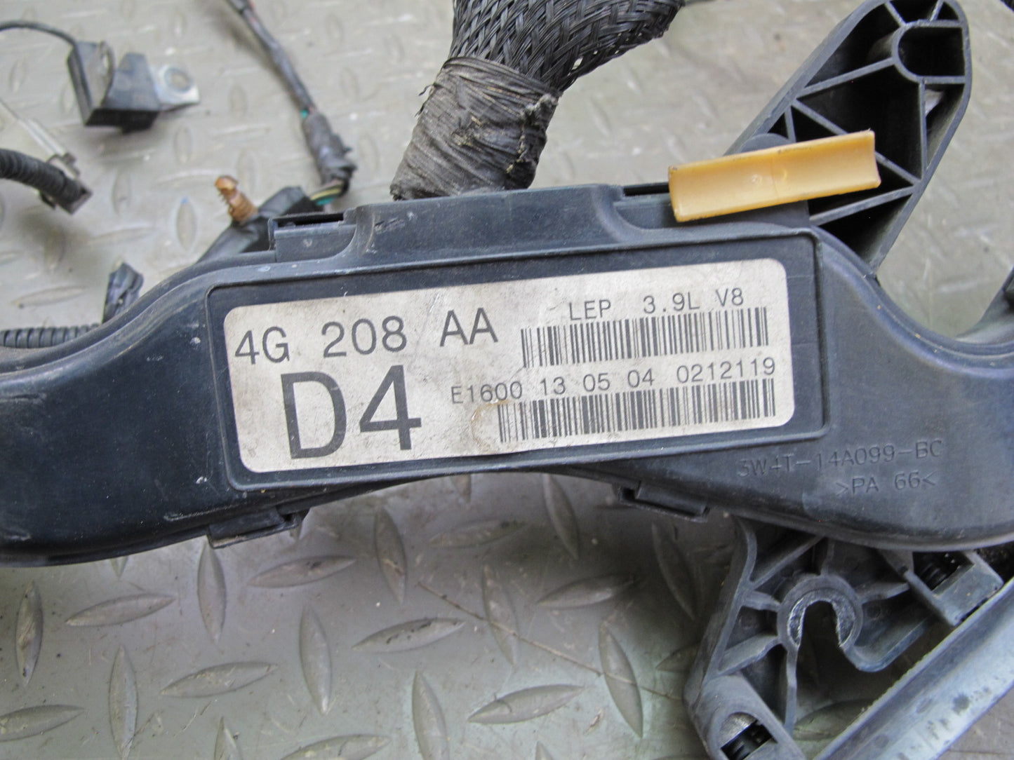 2004 Ford Thunderbird AJ35 RWD A/T Engine & Battery Wire Wiring Harness Set OEM