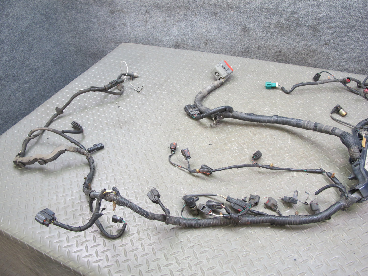 2004 Ford Thunderbird AJ35 RWD A/T Engine & Battery Wire Wiring Harness Set OEM