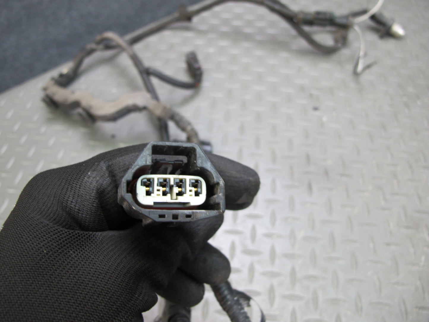 2004 Ford Thunderbird AJ35 RWD A/T Engine & Battery Wire Wiring Harness Set OEM