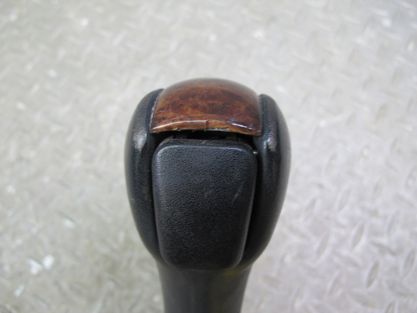 97-98 BMW E36/7 Z3 2.8L A/T Transmission Gear Shifter w Knob & Cable Assy OEM