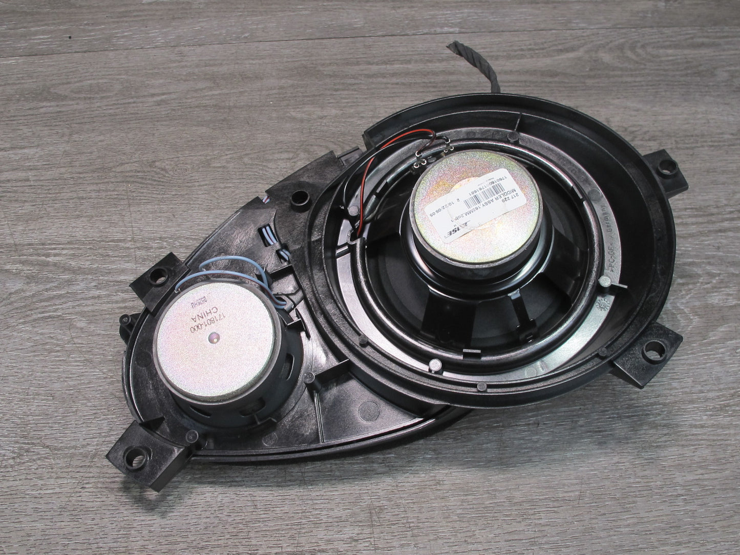 03-08 Mercedes R230 Sl-class Set of 2 Left & Right Door Bose Audio Speaker OEM