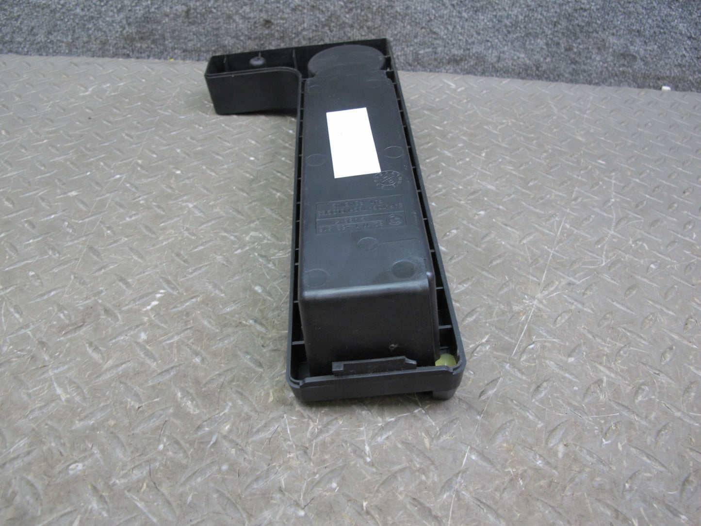 96-02 BMW E36/7 Z3 Center Console Armrest CUP Holder w Valet Insert 1469516 OEM