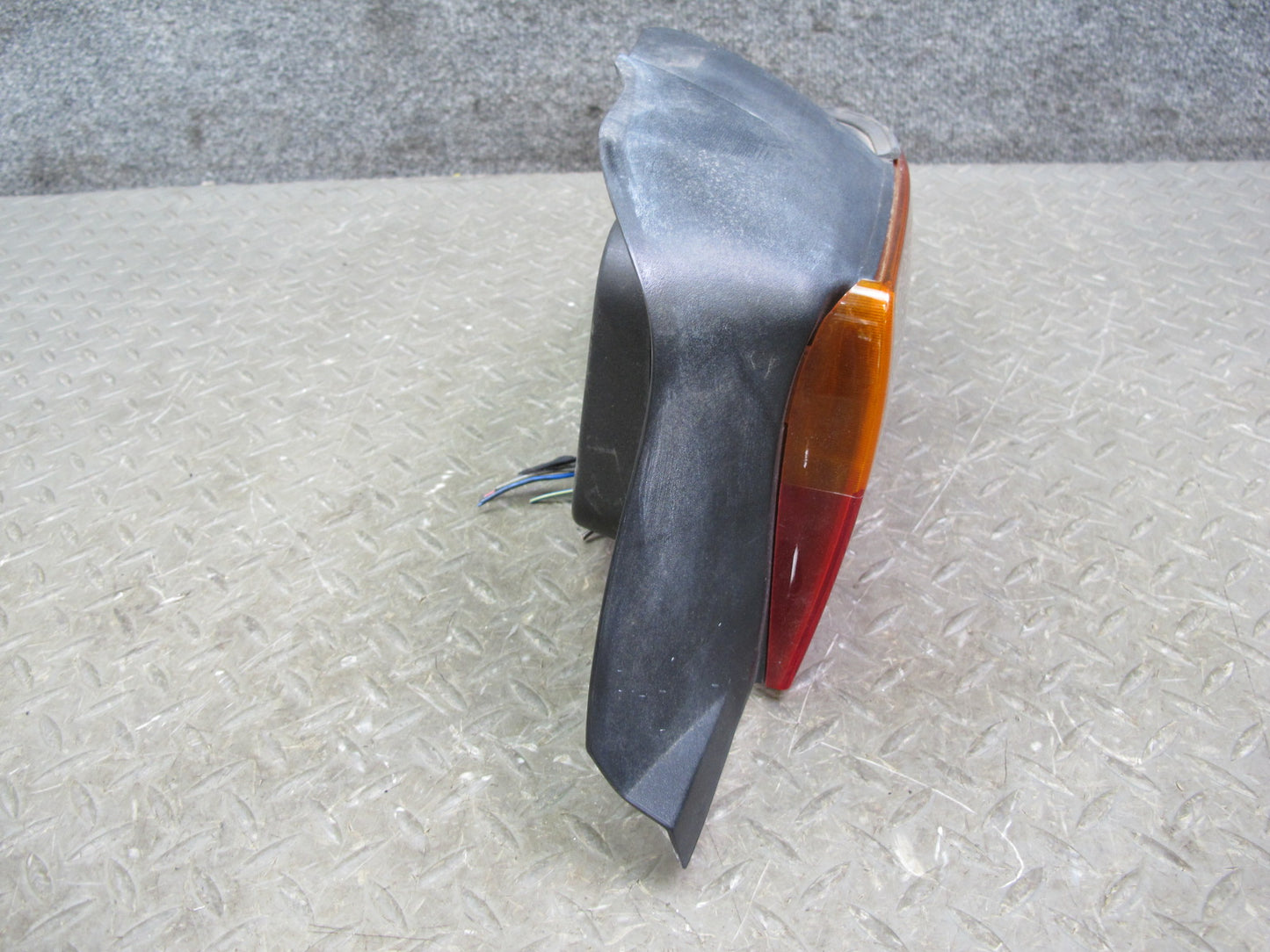 96-99 BMW E36/7 Z3 Roadster Rear Right Tail Light Lamp w Bulb Cover Assembly OEM