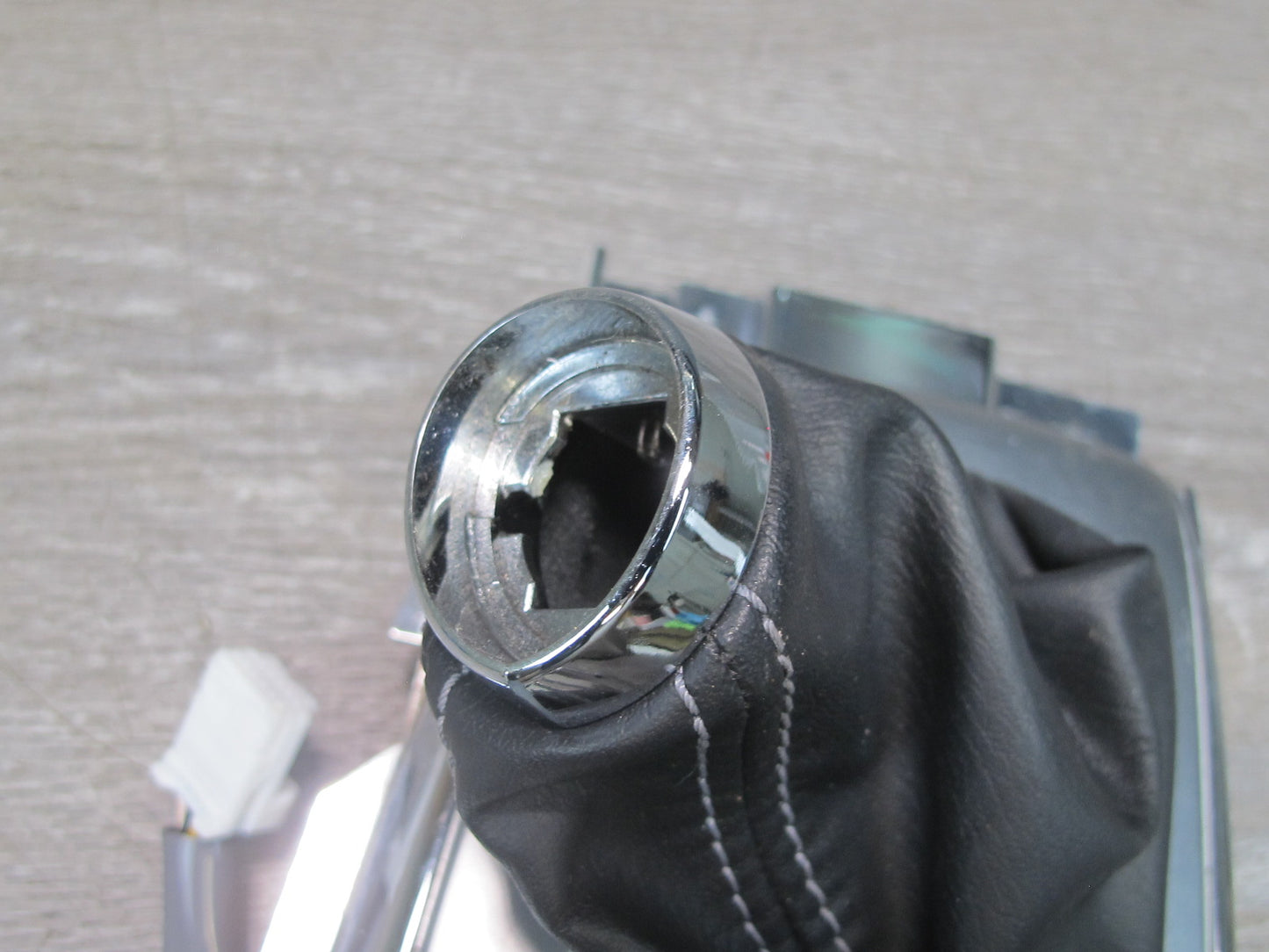 2011-2017 Infiniti QX56 QX80 Center Console Shifter Boot W/ Chrome Trim Panel