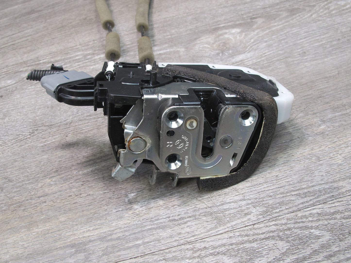 2011-2020 Infiniti QX56 QX80 Rear Right Passenger Side Door Lock Latch Actuator