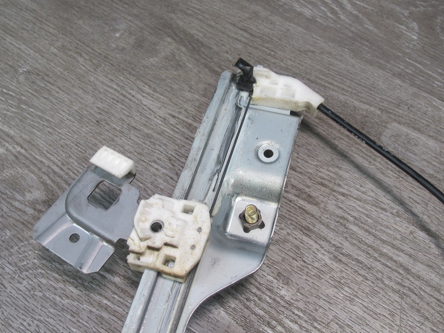 2005 Nissan 350Z Z33 Convertible Right Pass Door Window Regulator w Motor OEM
