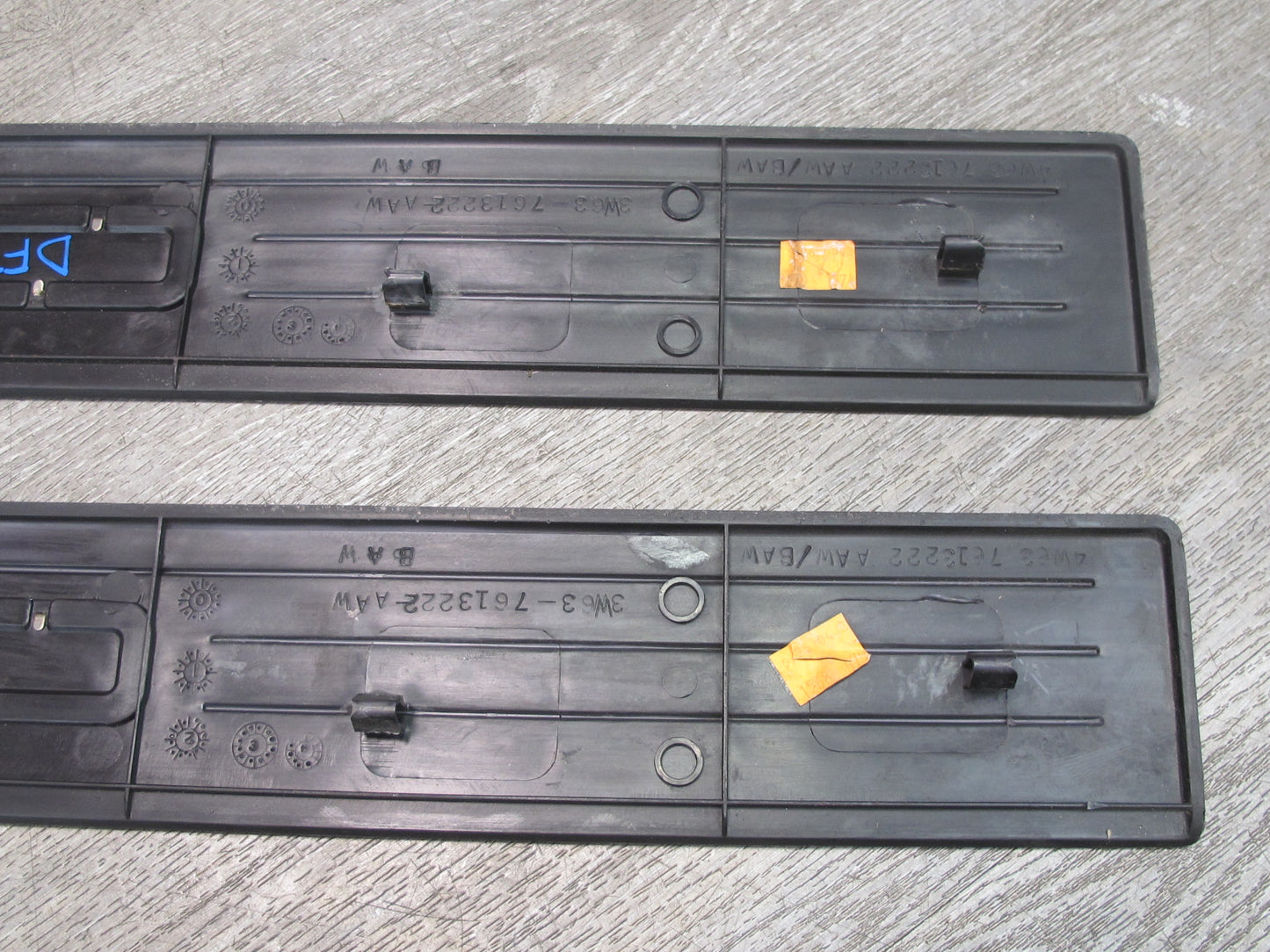 02-05 Ford Thunderbird Set of 2 Door Scuff Sill Plate Trim Cover Panel OEM