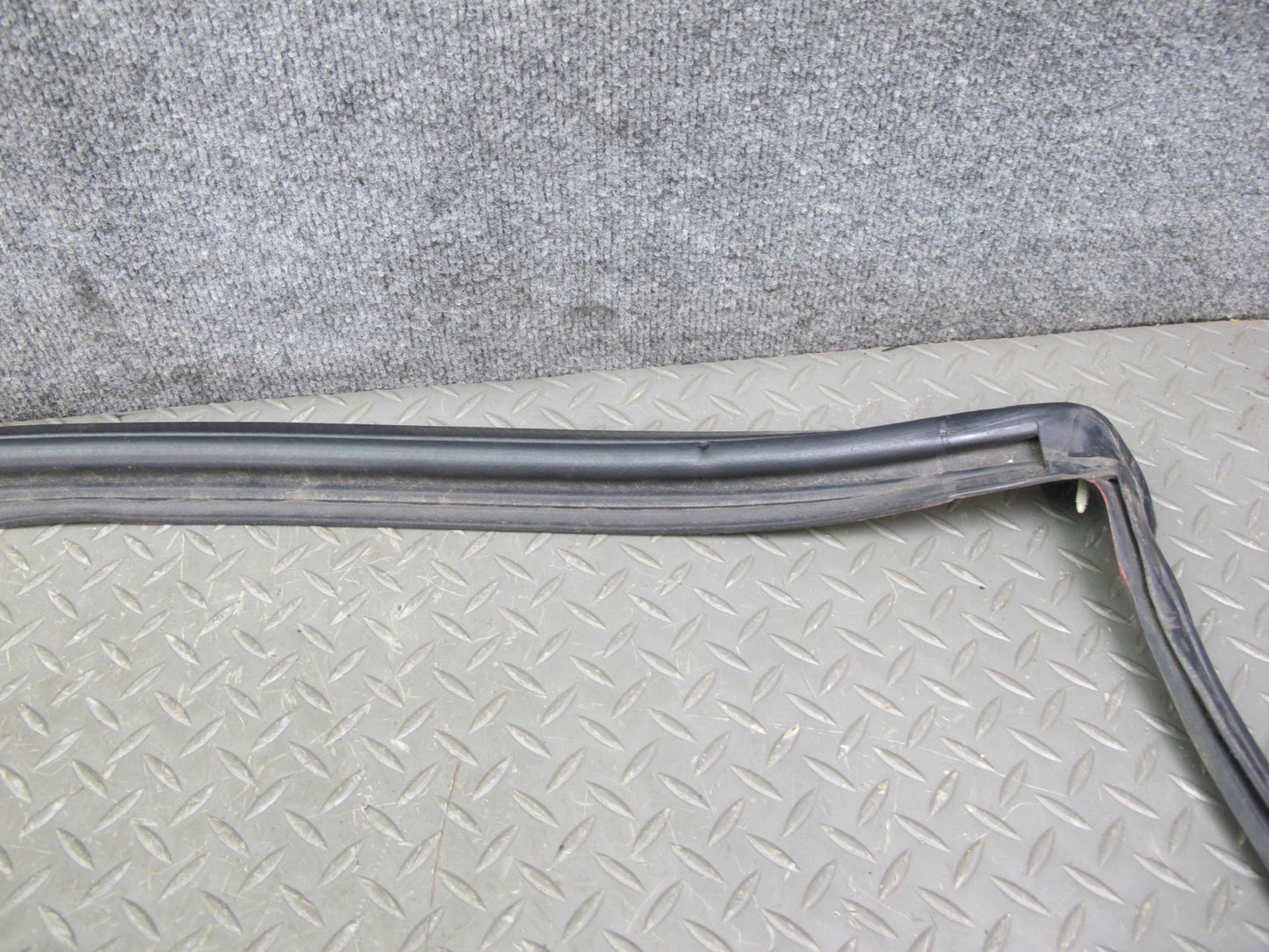 88-91 Mazda RX7 Convertible Windshield B Pillar Rear Roof Weatherstrip Seal Set
