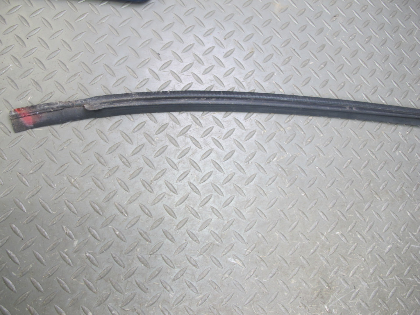 88-91 Mazda RX7 Convertible Windshield B Pillar Rear Roof Weatherstrip Seal Set