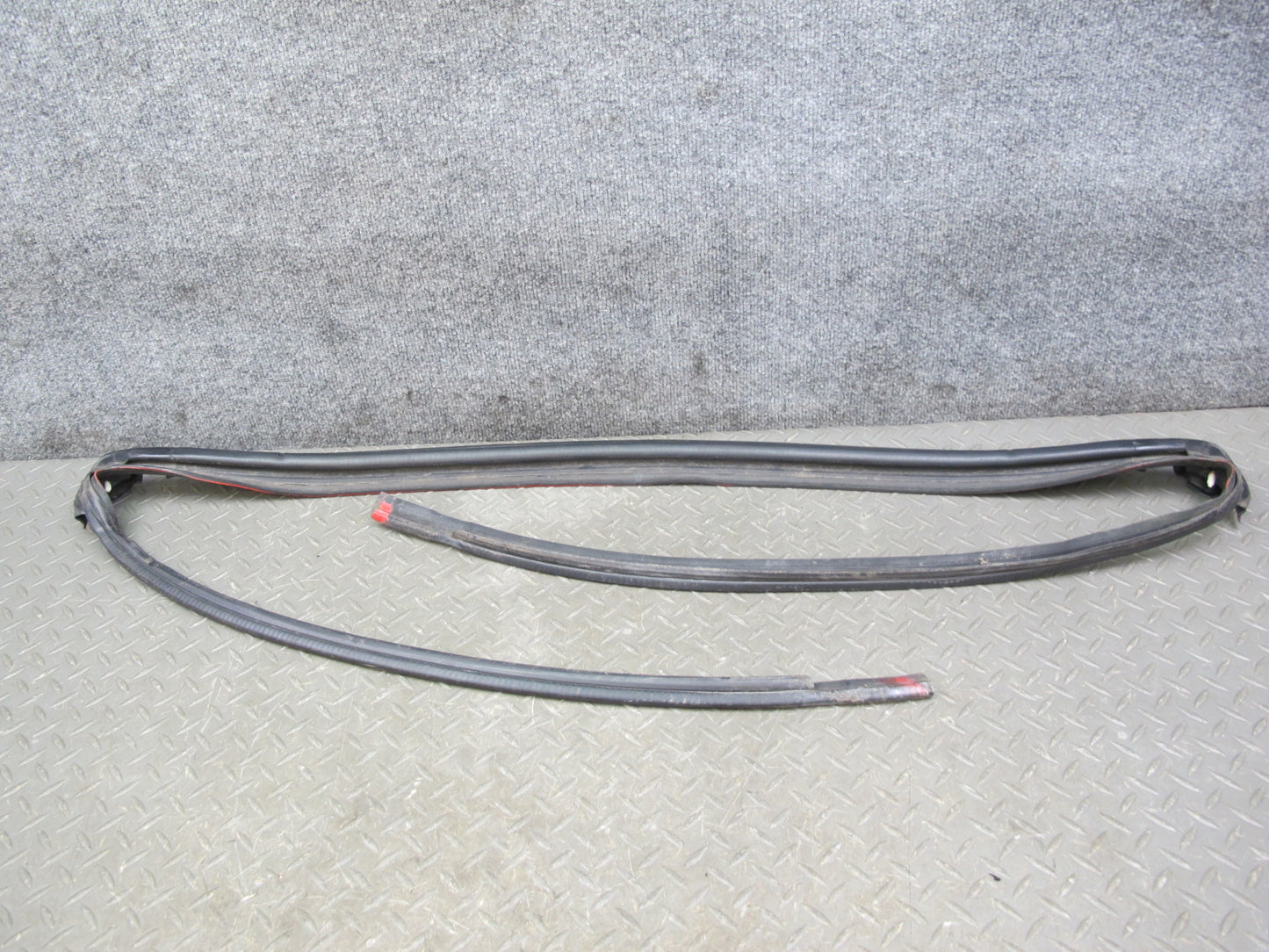 88-91 Mazda RX7 Convertible Windshield B Pillar Rear Roof Weatherstrip Seal Set
