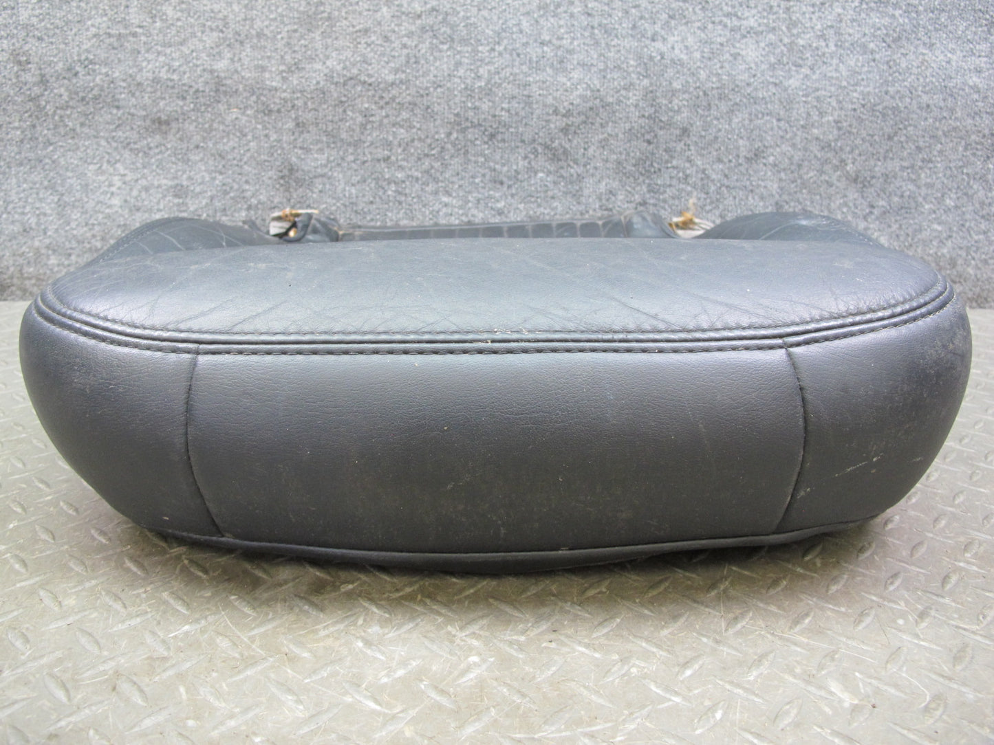00-02 Chevrolet Corvette C5 Right Passenger Seat Lower Cushion Leather Black OEM