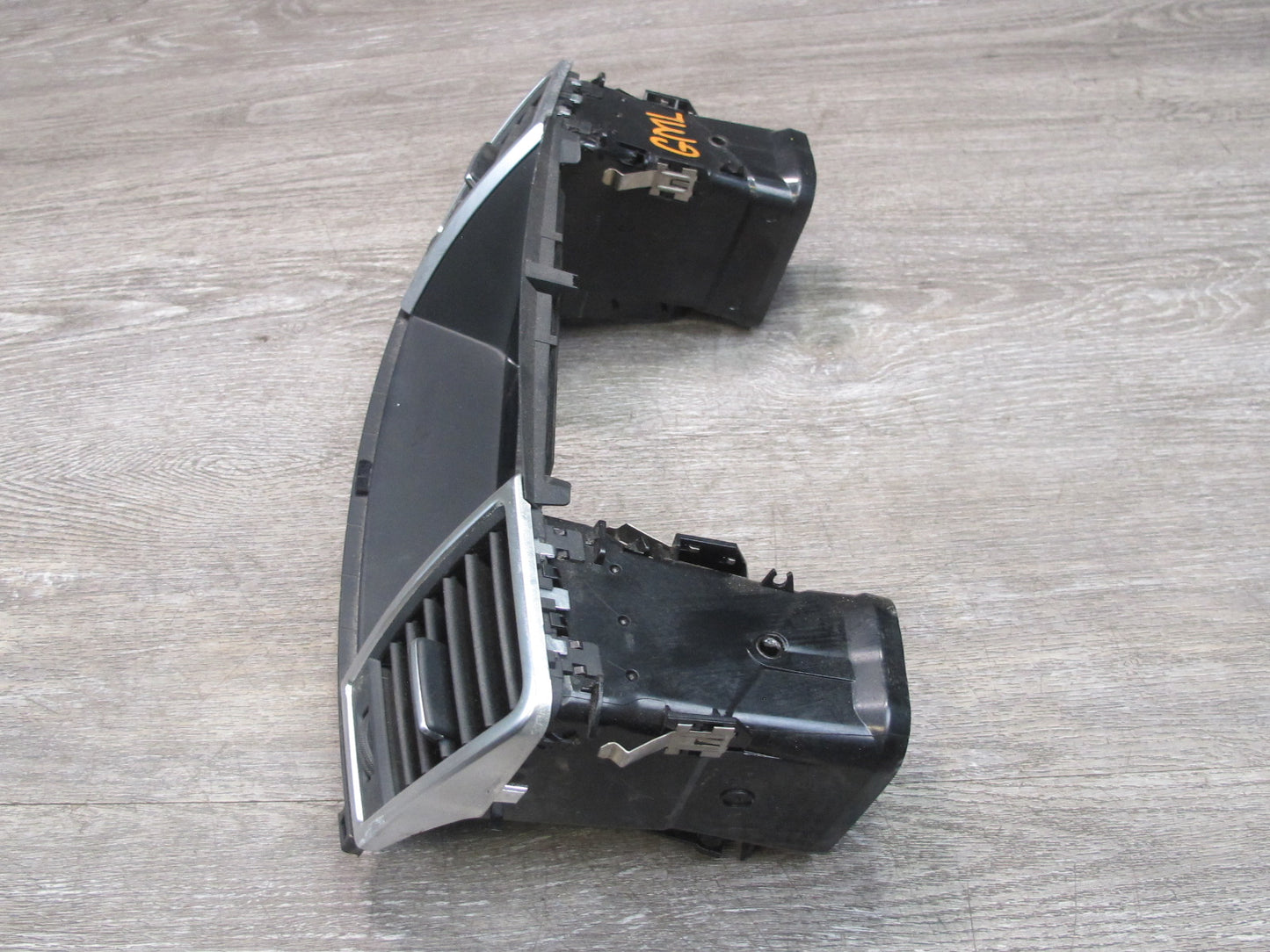 2012-2015 Mercedes W166 Dash Front Center Heater Air Vent 1668300654 OEM