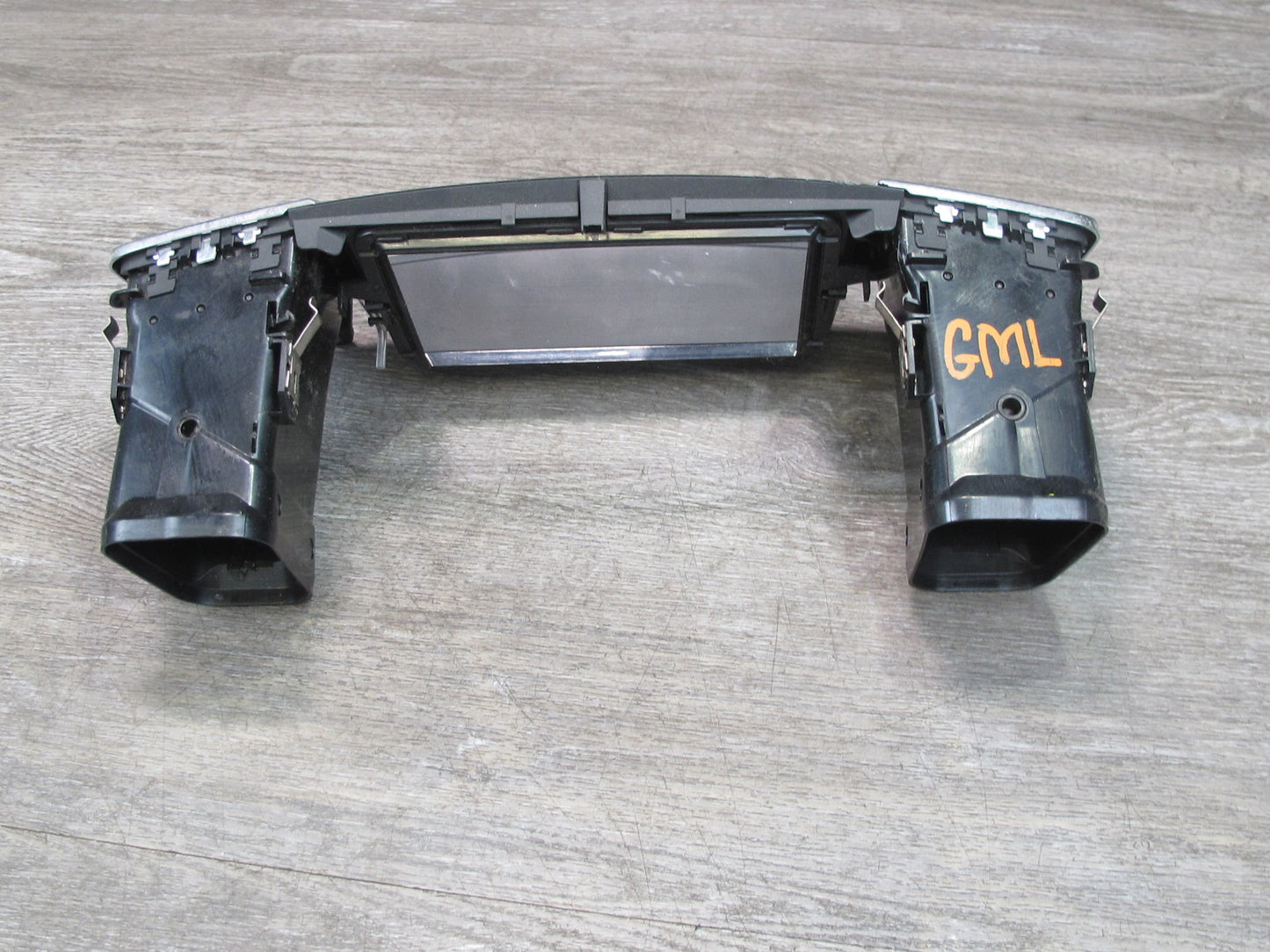 2012-2015 Mercedes W166 Dash Front Center Heater Air Vent 1668300654 OEM