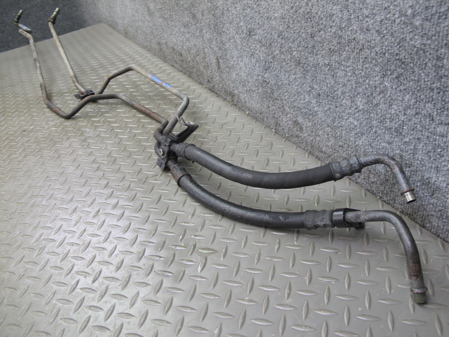 98-99 BMW E36 328i A4S-310R A/T Automatic Transmission Hose Pipe Line OEM