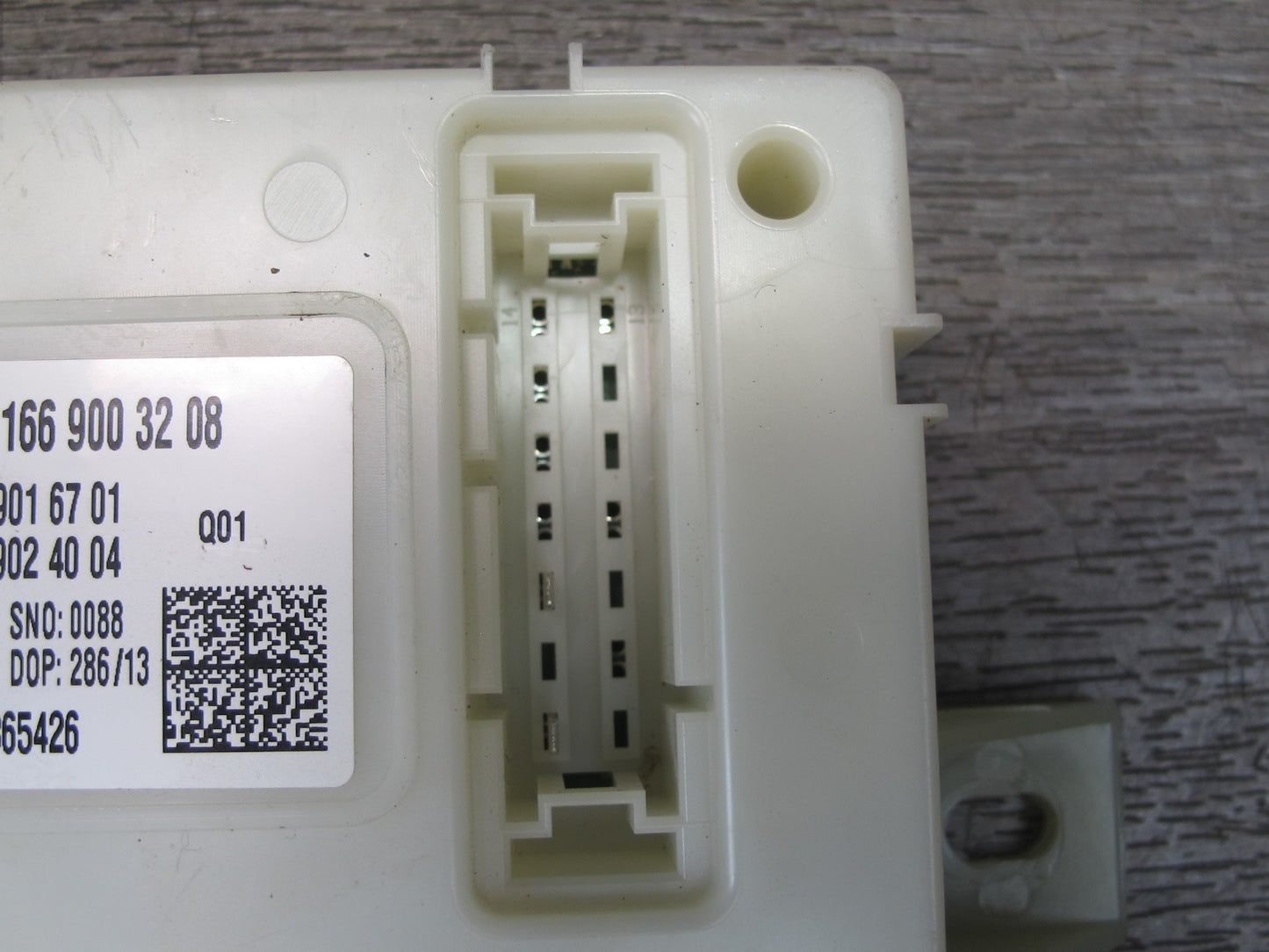 2012-2015 Mercedes W166 Rear SAM Signal Acquisition Module 1669003208