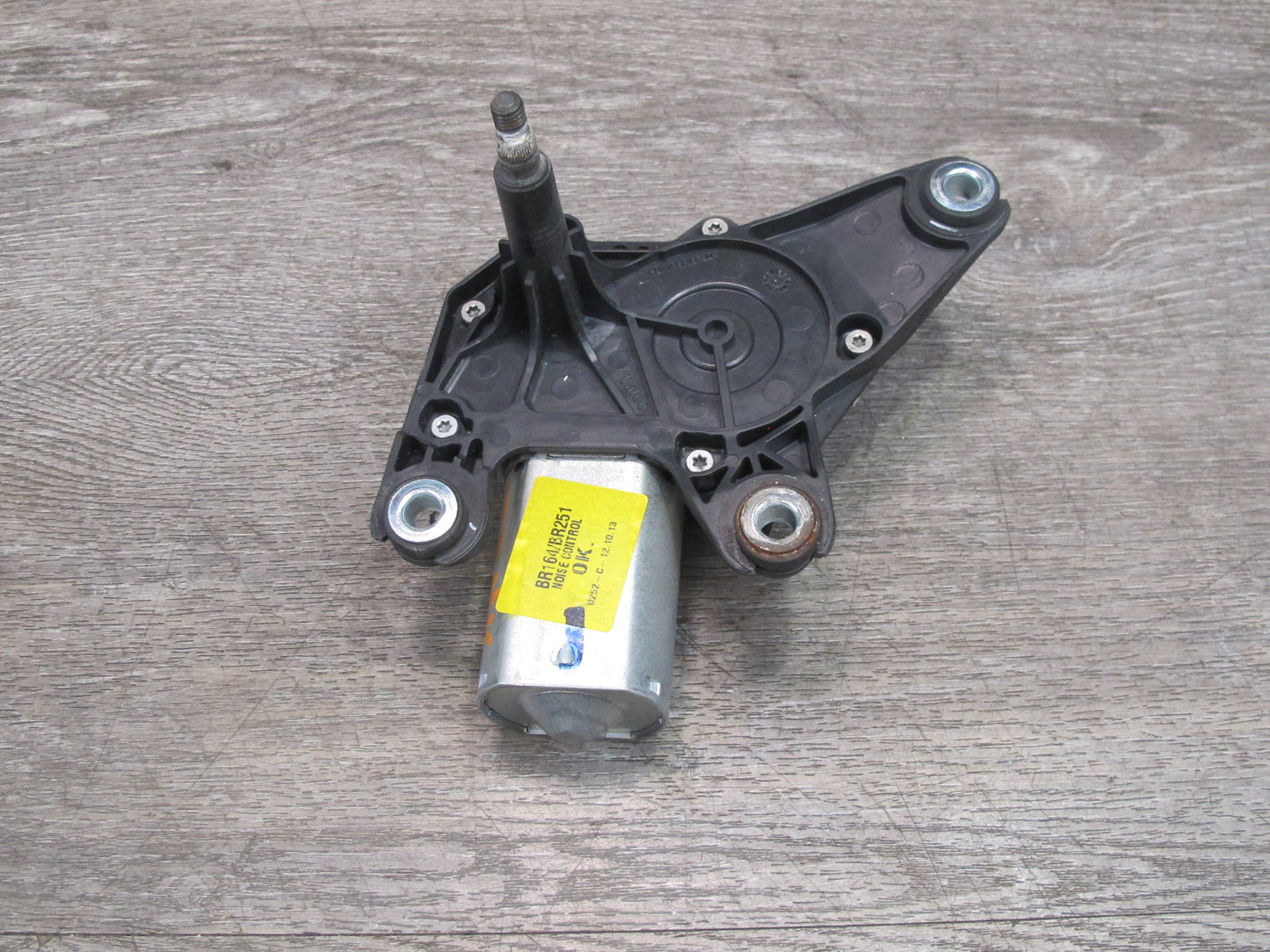 2012-2015 Mercedes W166 X166 Rear Window Wiper Motor 2518200042