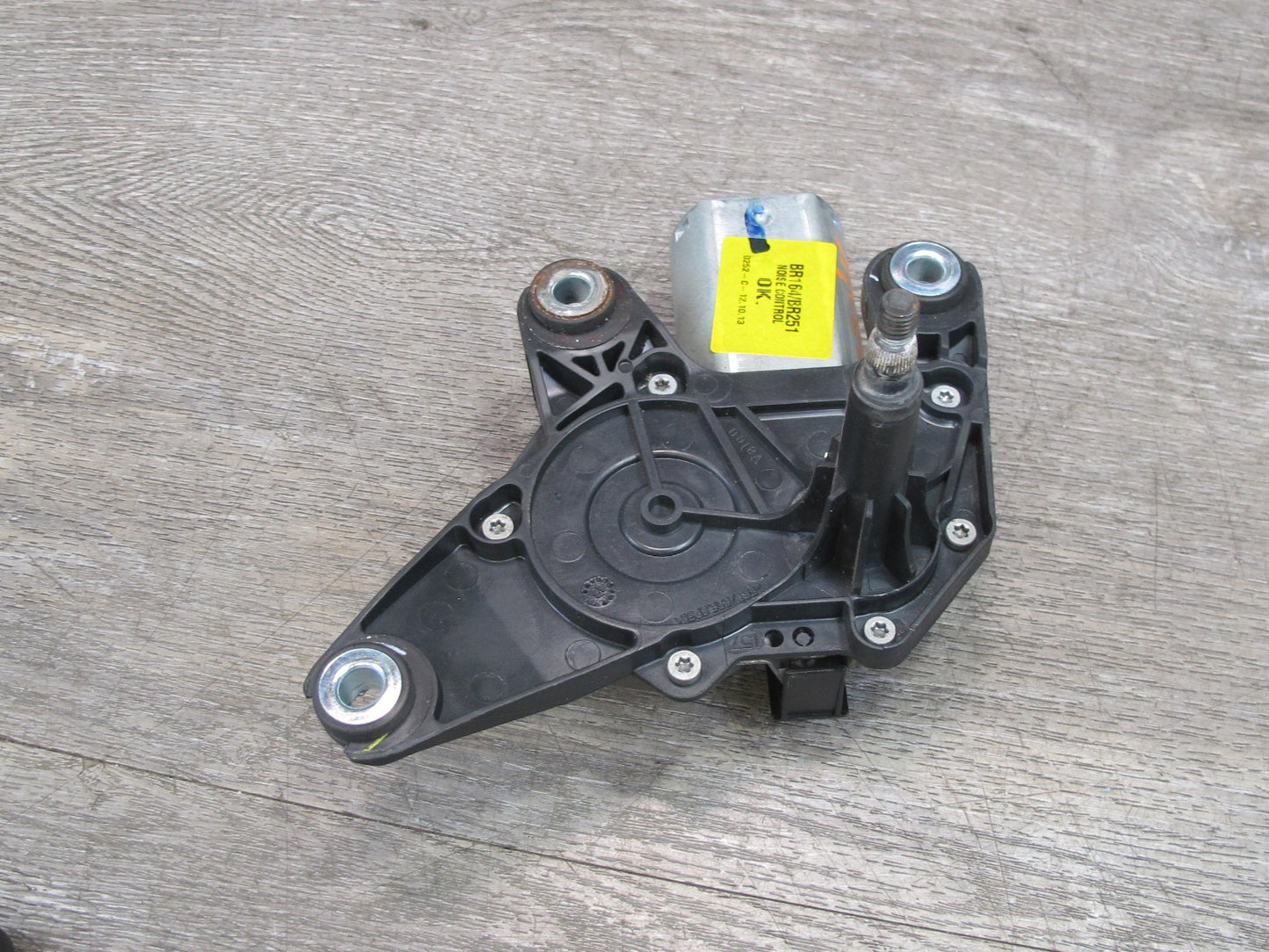 2012-2015 Mercedes W166 X166 Rear Window Wiper Motor 2518200042