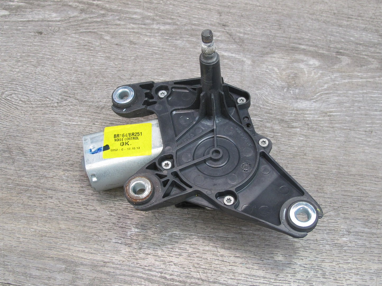 2012-2015 Mercedes W166 X166 Rear Window Wiper Motor 2518200042