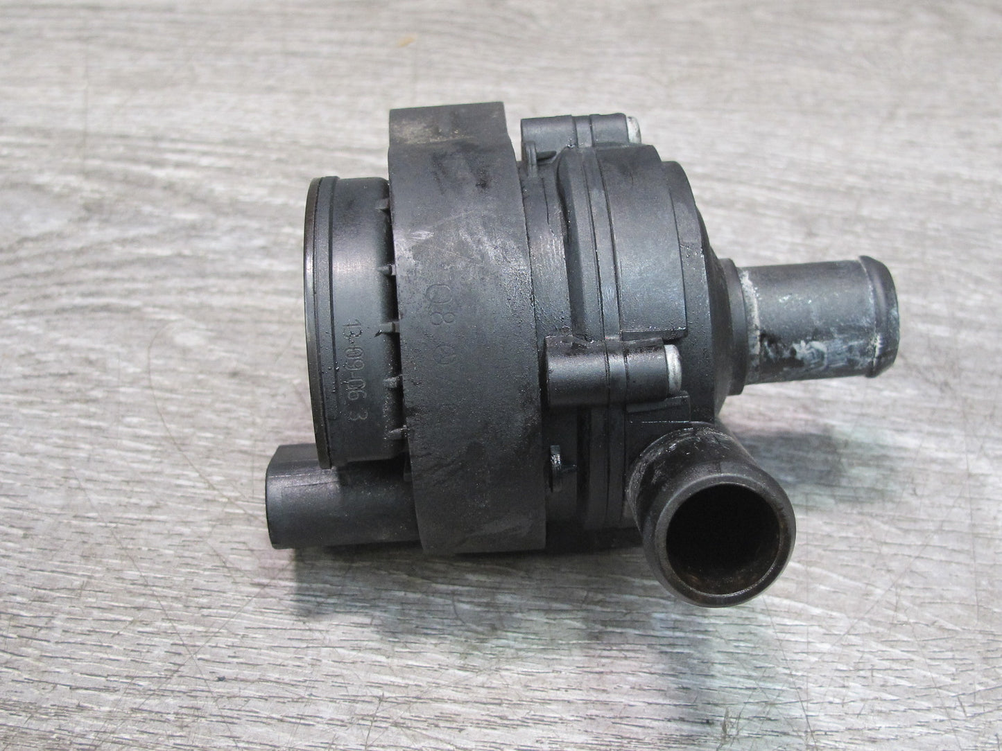 2012-2015 Mercedes W166 X166 Engine Auxiliary AUX Water Pump 2118350028 OEM