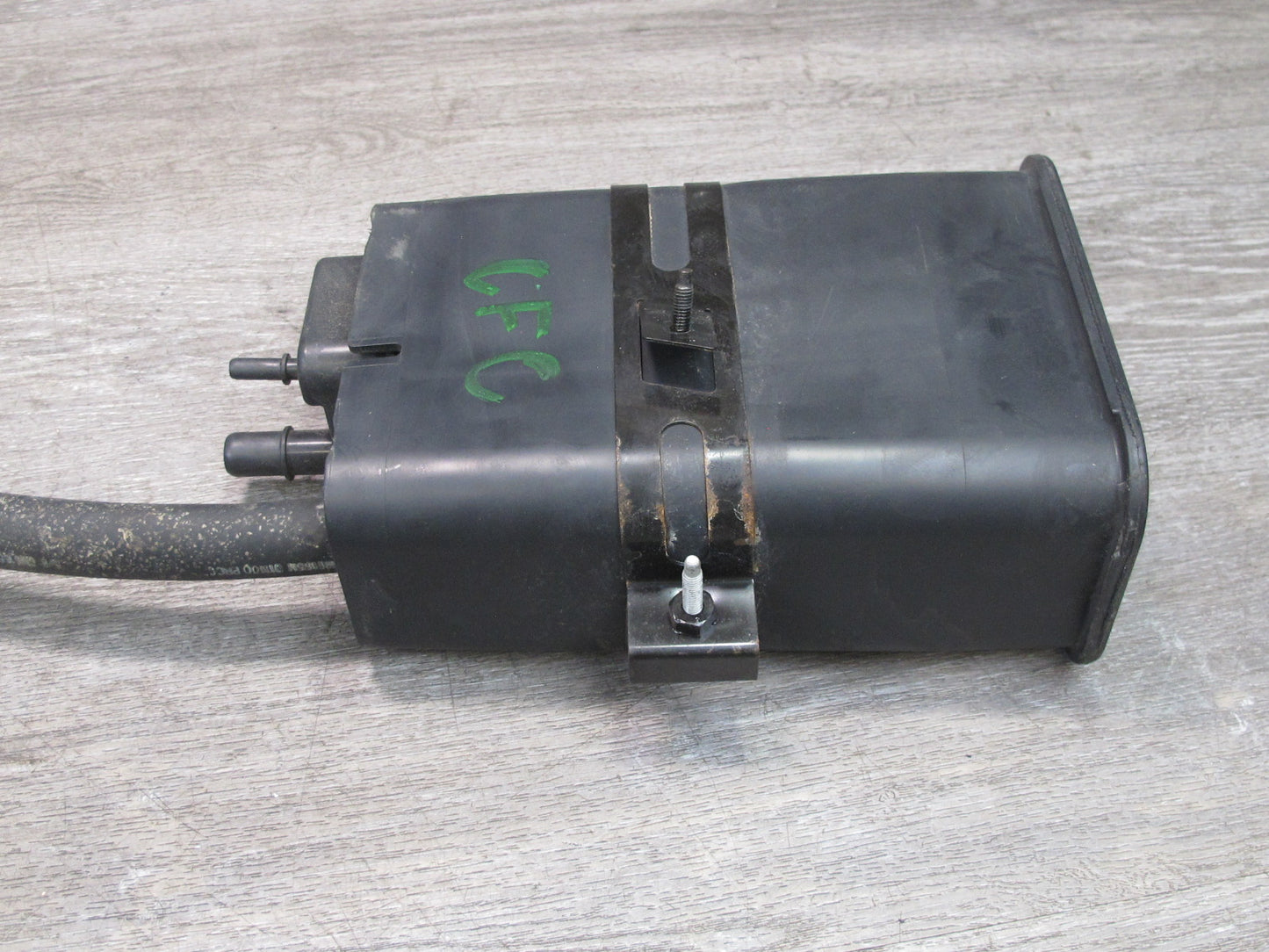 00-04 Chevrolet Corvette C5 Fuel Evap Vapor Charcoal Canister OEM