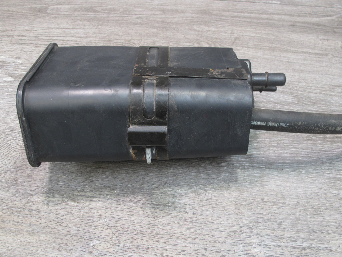 00-04 Chevrolet Corvette C5 Fuel Evap Vapor Charcoal Canister OEM