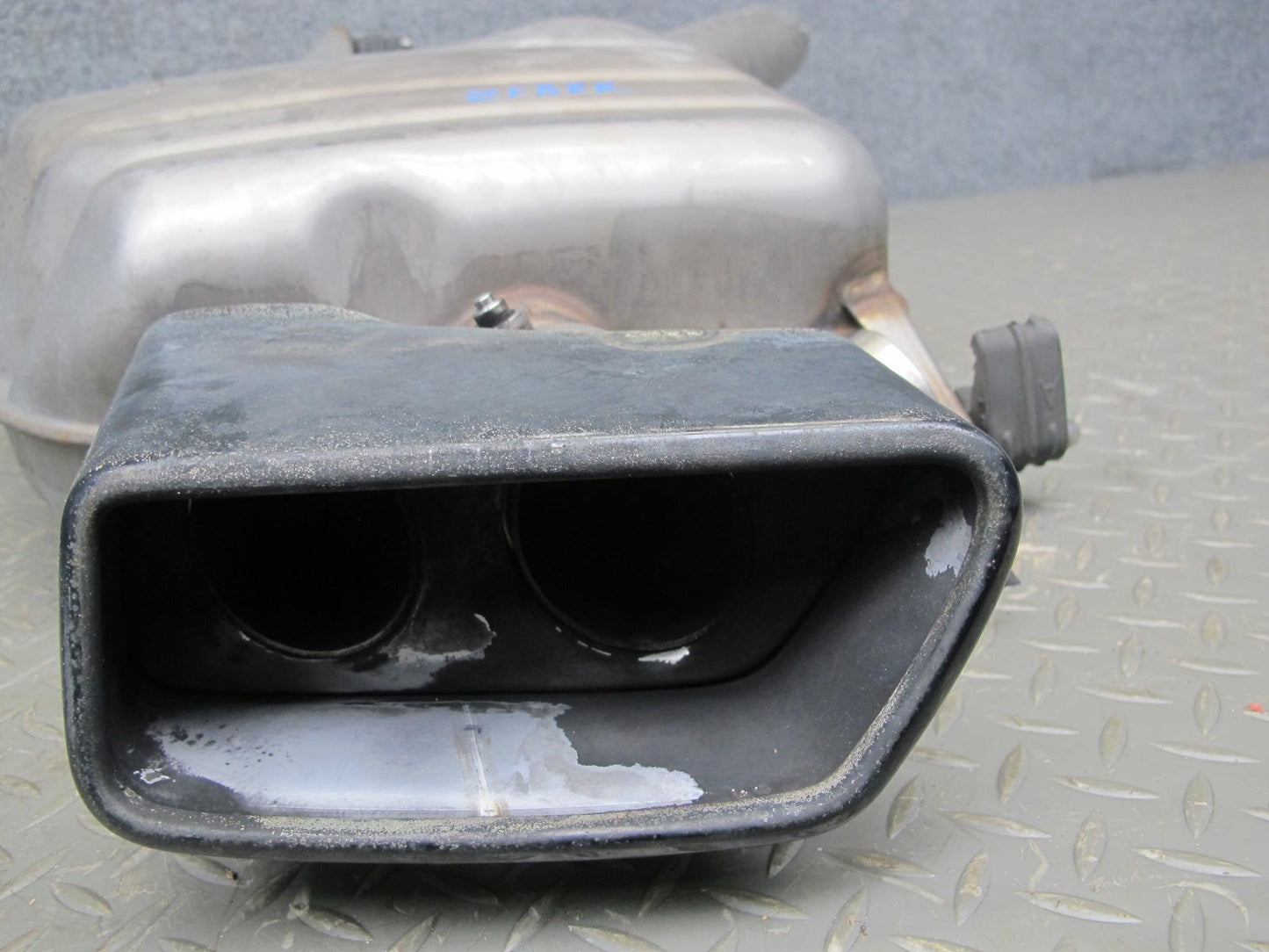 11-16 BMW F10 550i Rear Right Exhaust Muffler w Tip OEM