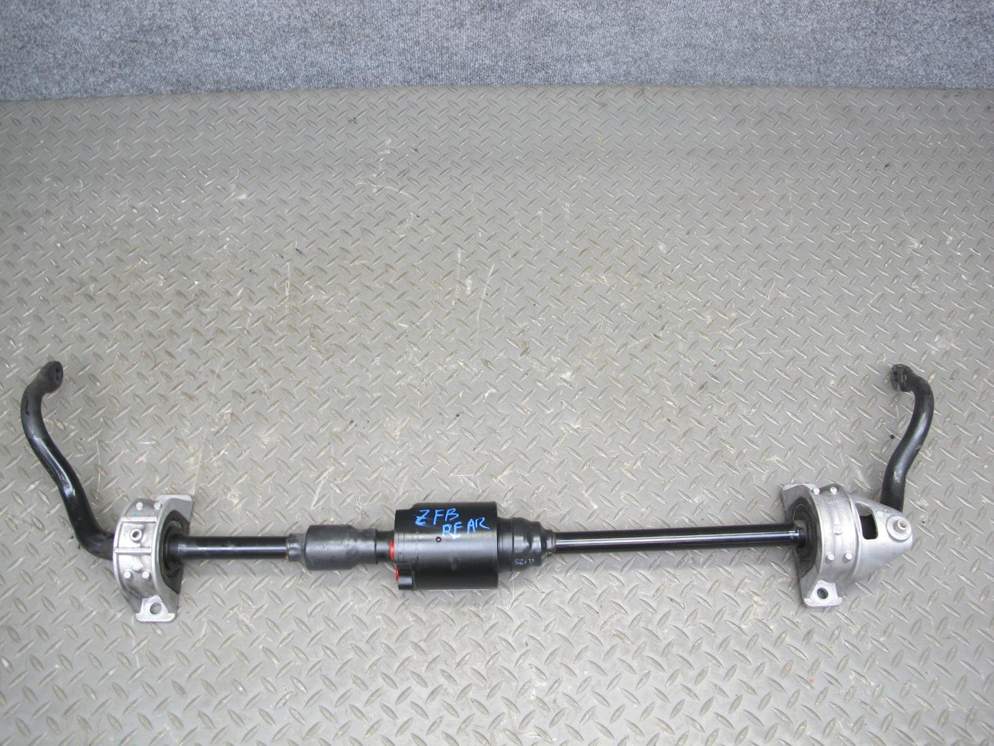 11-16 BMW F10 5-SERIES Rear Dynamic Drive Active Stabilizer Sway Bar 6775206 OEM