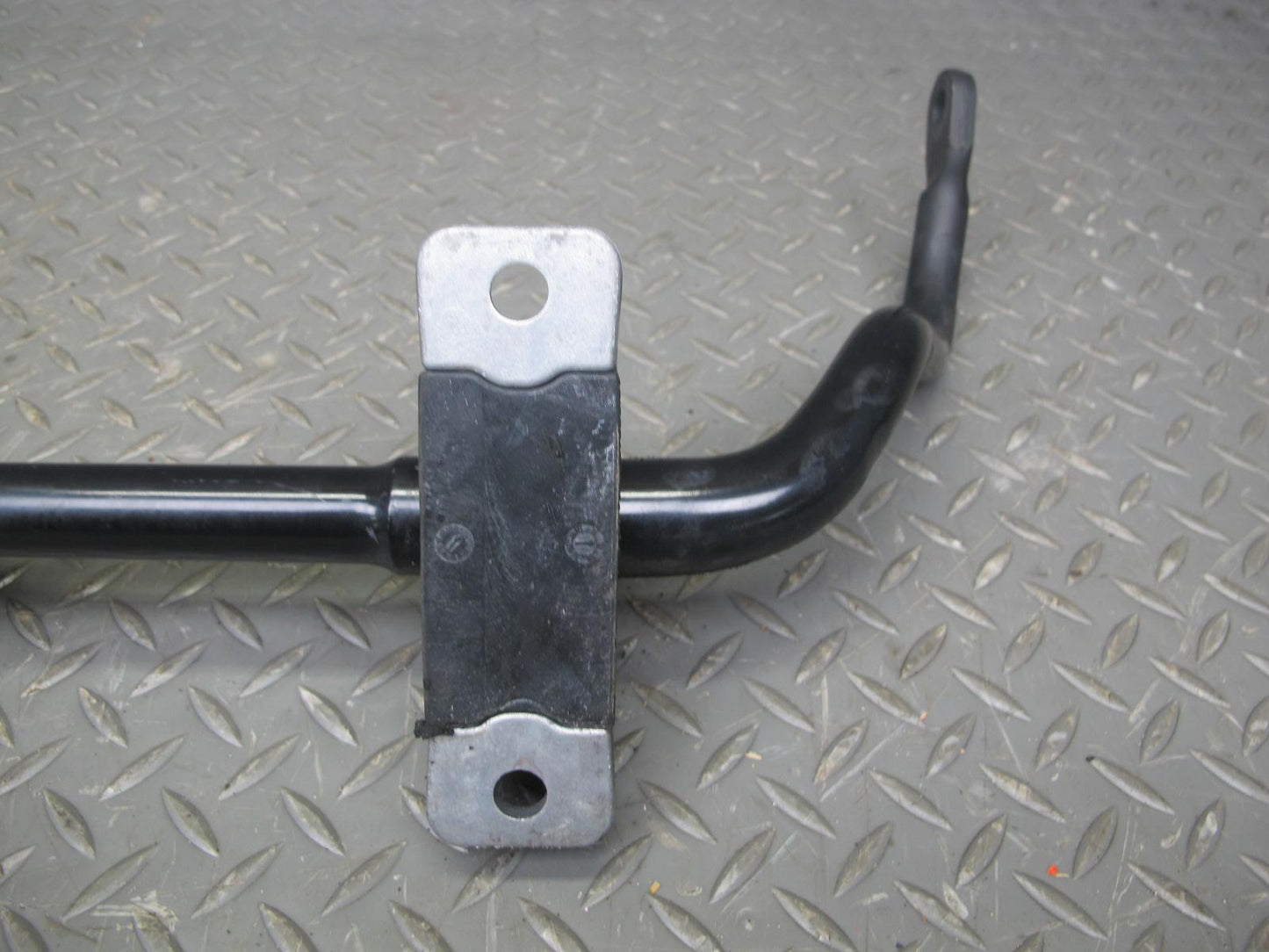 11-16 BMW F10 5-SERIES Rear Dynamic Drive Active Stabilizer Sway Bar 6775206 OEM