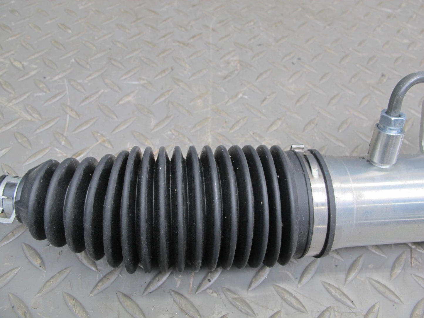 94-99 BMW E36 3-SERIES Aftermarket Power Steering Rack & Pinion REPB289501