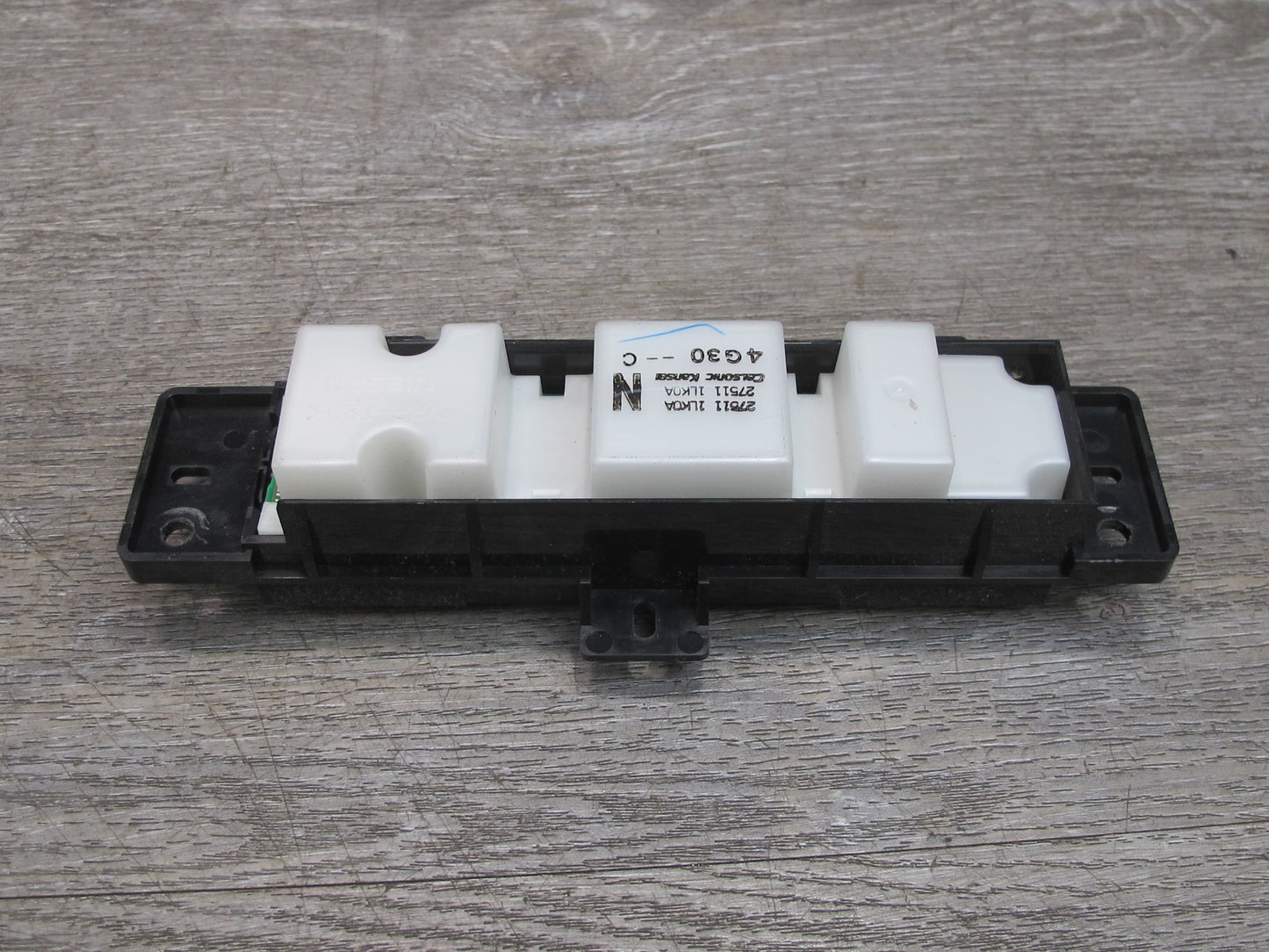 2015-2017 Infiniti QX80 Rear Center Console A/C Climate Control Switch