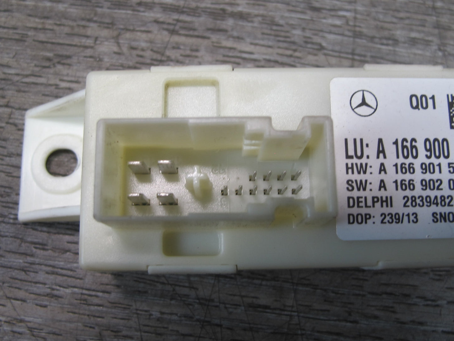2012-2019 Mercedes W166 ML GLE Headlight Lamp Range Adjuster Control Module Unit