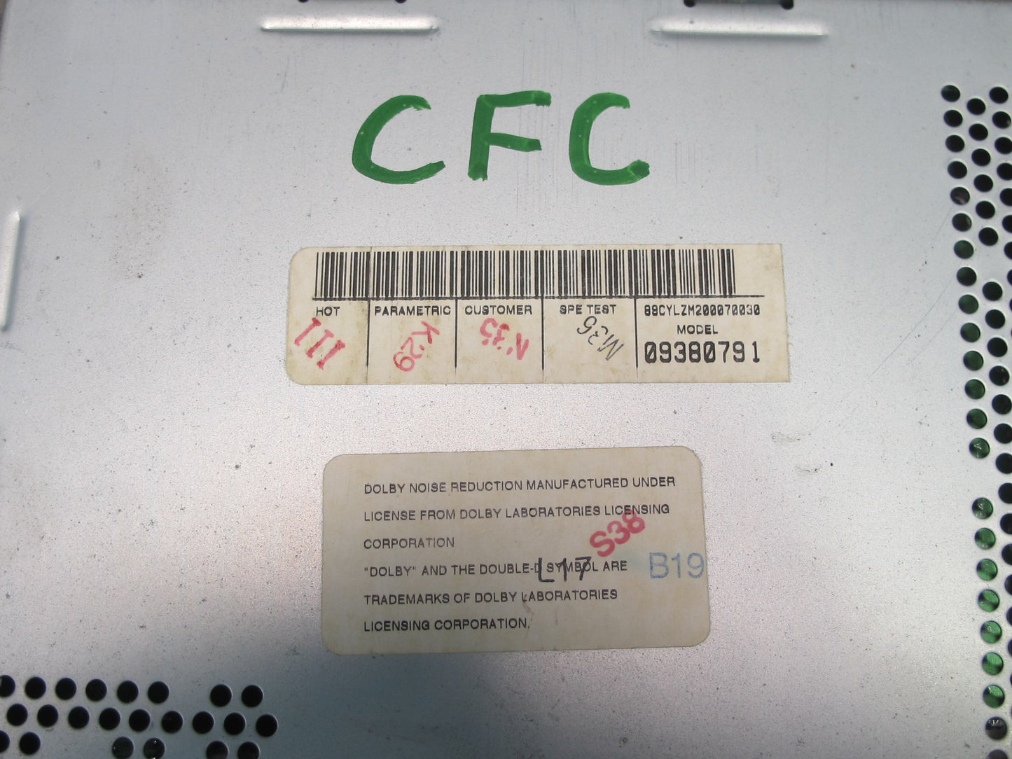 97-04 Chevrolet Corvette C5 AM FM Radio Stereo Cassette Player 09380791 OEM