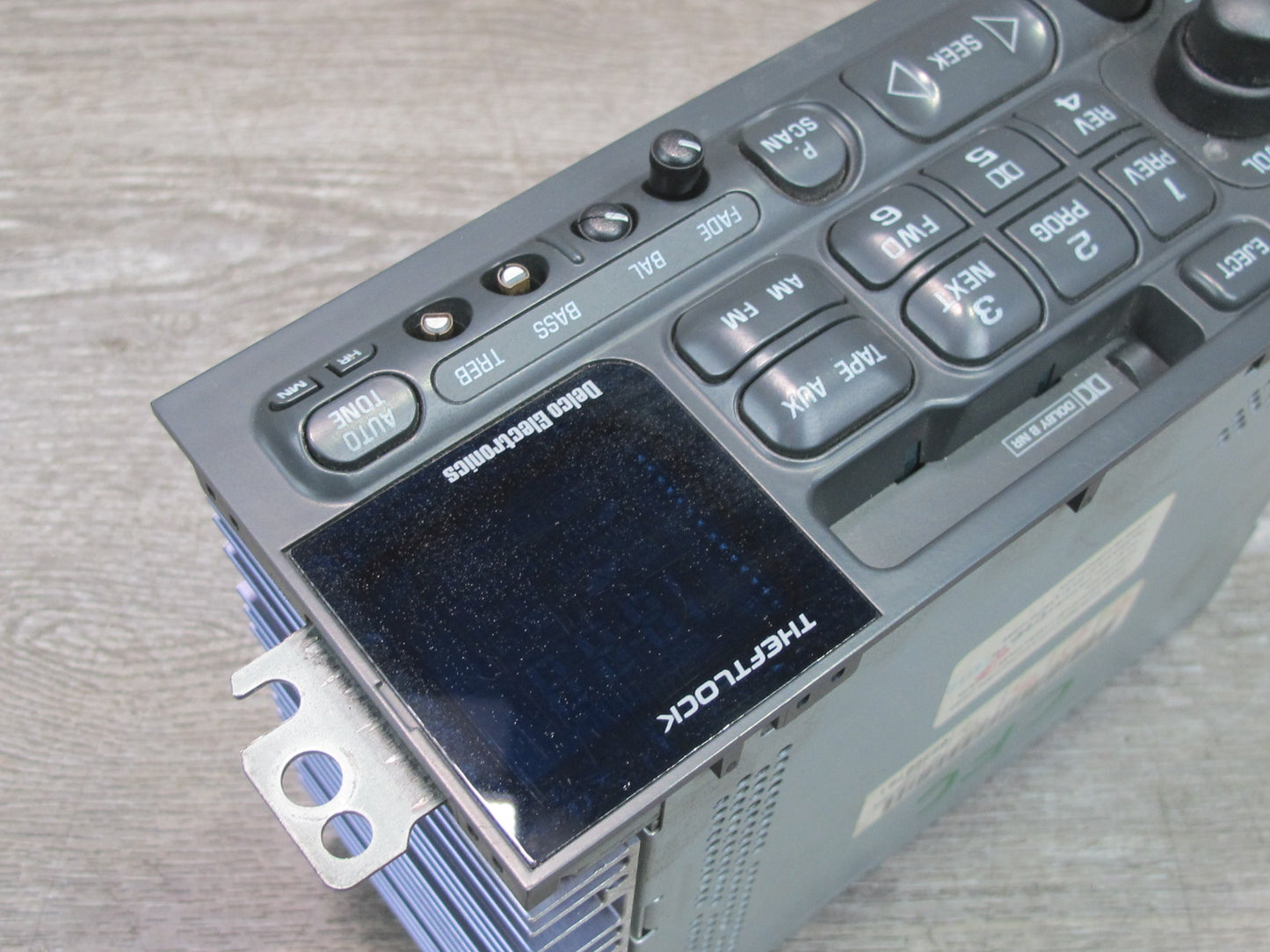 97-04 Chevrolet Corvette C5 AM FM Radio Stereo Cassette Player 09380791 OEM