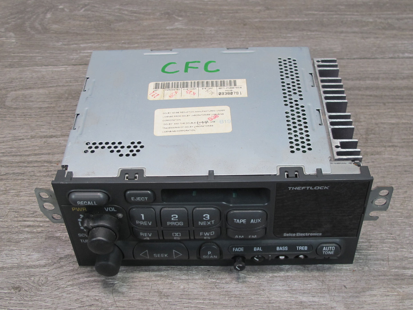 97-04 Chevrolet Corvette C5 AM FM Radio Stereo Cassette Player 09380791 OEM